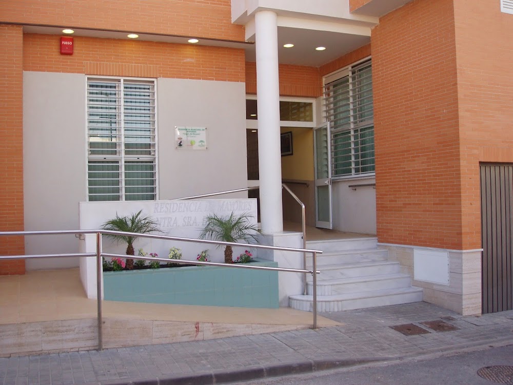 CENTRO RESIDENCIAL PARA MAYORES NUESTRA SEÑORA DEL ROSARIO — residencia de mayores en El Cuervo de Sevilla (foto 1)