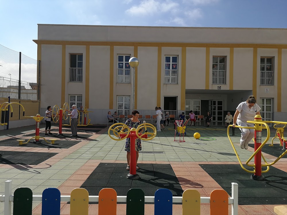 CENTRO DE DÍA PARA MAYORES MINERVA DE BENAHADUX — residencia de mayores en Benahadux (foto 3)