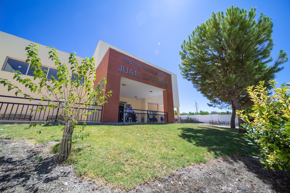 CENTRO DE DÍA PARA MAYORES JUAN ZARRIAS — residencia de mayores en Cazalilla (foto 1)