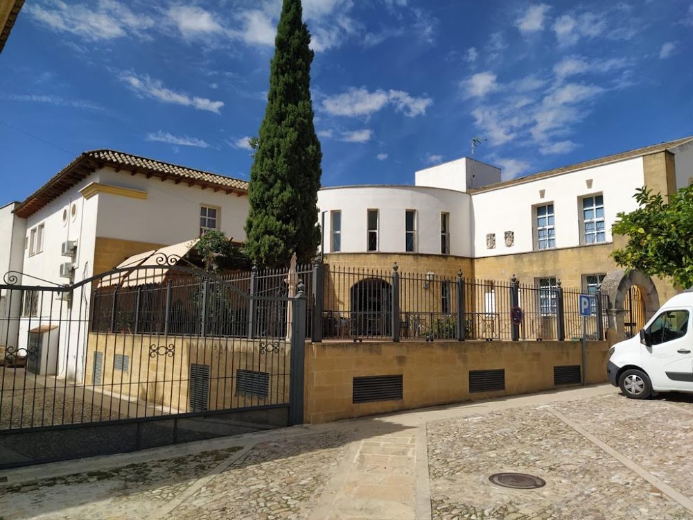 CENTRO DE DÍA PARA MAYORES HOSPITAL SAN MIGUEL — residencia de mayores en Arjona (foto 1)