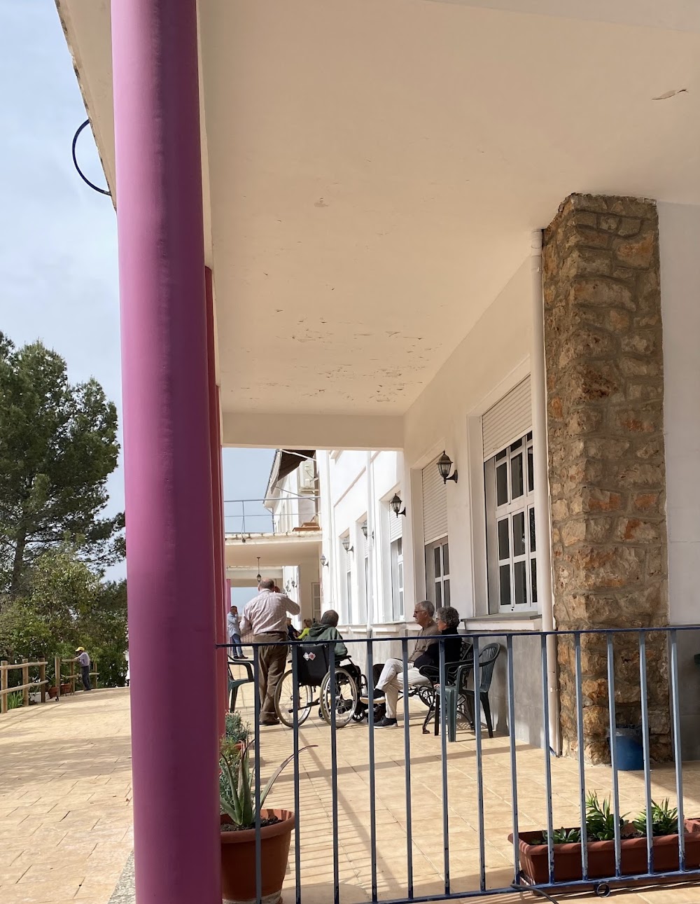 CENTRO DE DÍA PARA MAYORES NUESTRA SEÑORA DE LOS DOLORES — residencia de mayores en Siles (foto 1)