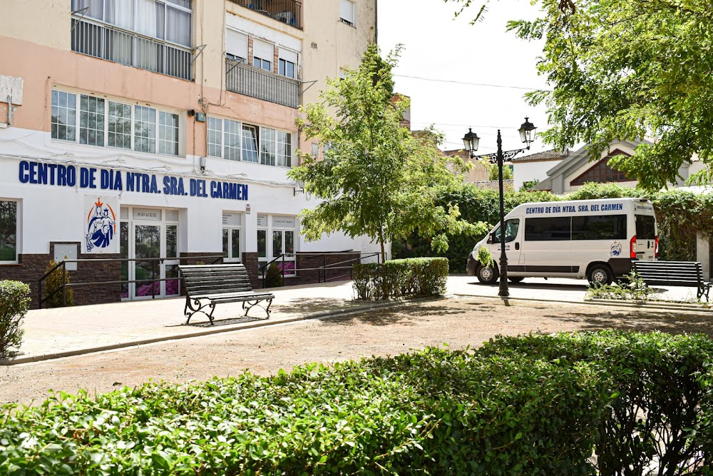 CENTRO DE DIA PARA PERSONAS MAYORES NUESTRA SEÑORA DEL CARMEN — residencia de mayores en Dúrcal (foto 1)