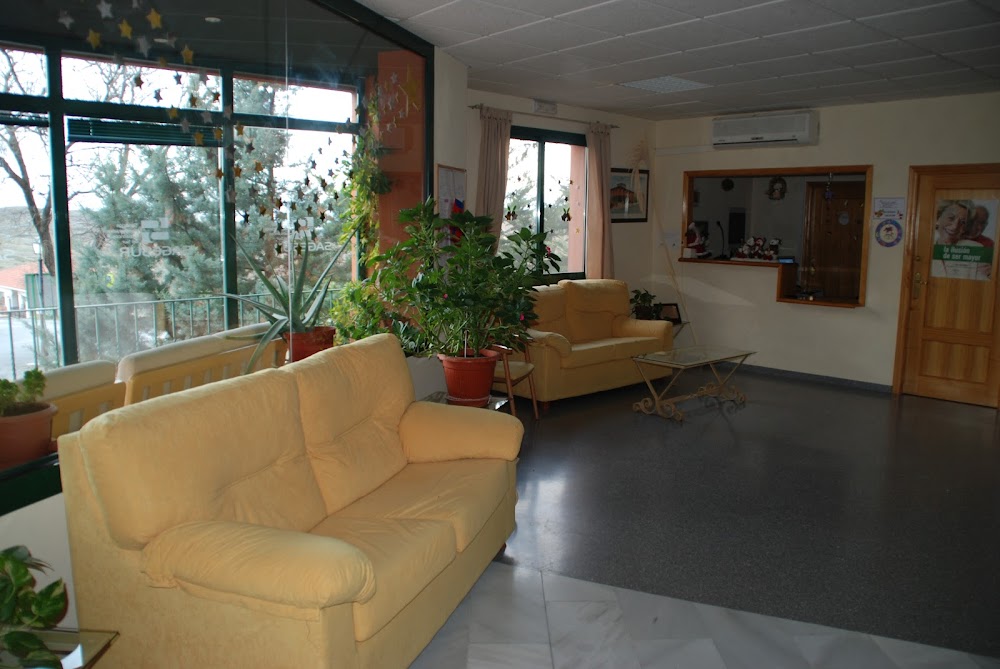 CENTRO DE DÍA PARA MAYORES SAN CAYETANO — residencia de mayores en Gor (foto 3)