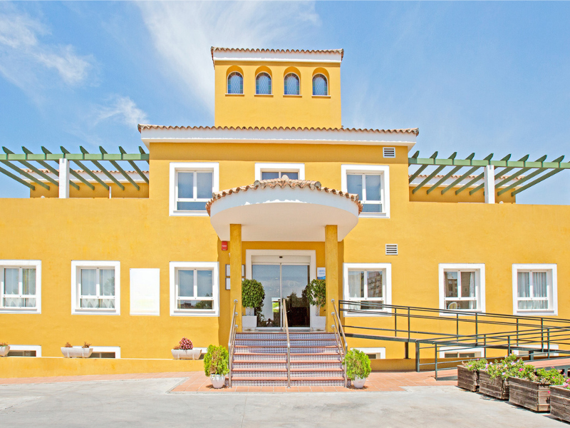 CENTRO DE DÍA PARA MAYORES NUESTRA SEÑORA DEL CARMEN — residencia de mayores en Bormujos (foto 2)