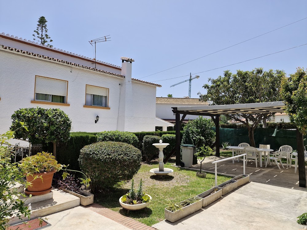CENTRO DE DÍA PARA MAYORES ANDRÉS YUNQUERA — residencia de mayores en Torremolinos (foto 2)