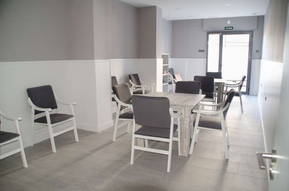CENTRO DE DÍA PARA MAYORES CIUDAD JARDIN — residencia de mayores en Málaga (foto 2)