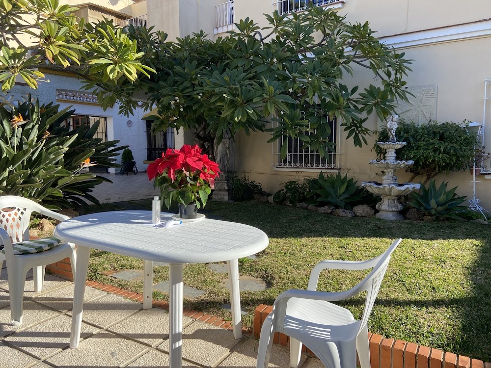 CENTRO DE DÍA PARA MAYORES RESIMAR — residencia de mayores en Málaga (foto 3)