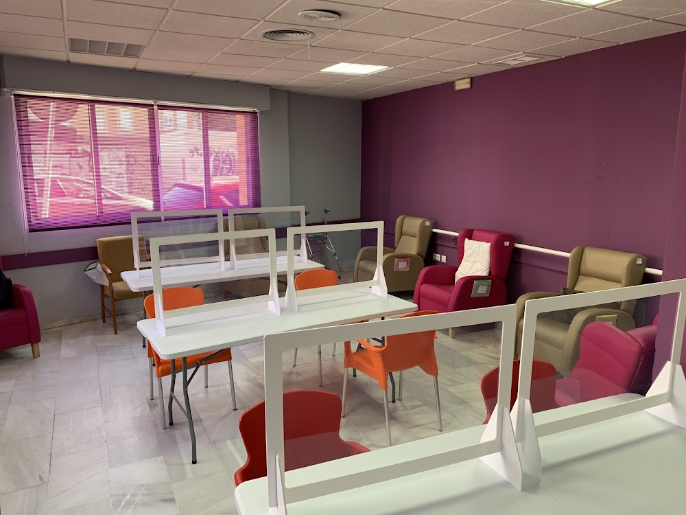 CENTRO DE DÍA PARA MAYORES AMEDARA — residencia de mayores en Sevilla (foto 3)
