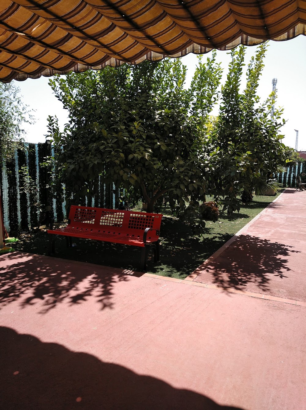 CENTRO DE DÍA PARA MAYORES TRISTAN — residencia de mayores en La Algaba (foto 1)