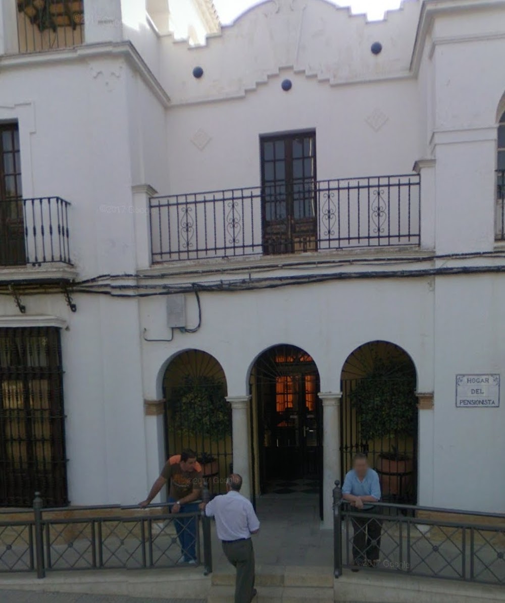 CENTRO DE DÍA PARA MAYORES LA PUEBLA DE CAZALLA — residencia de mayores en La Puebla de Cazalla (foto 2)