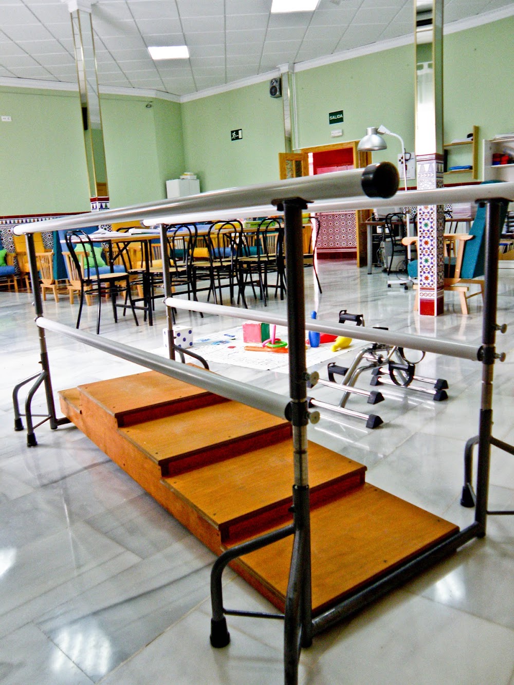 CENTRO DE DÍA PARA MAYORES AINCOS — residencia de mayores en Dos Hermanas (foto 2)