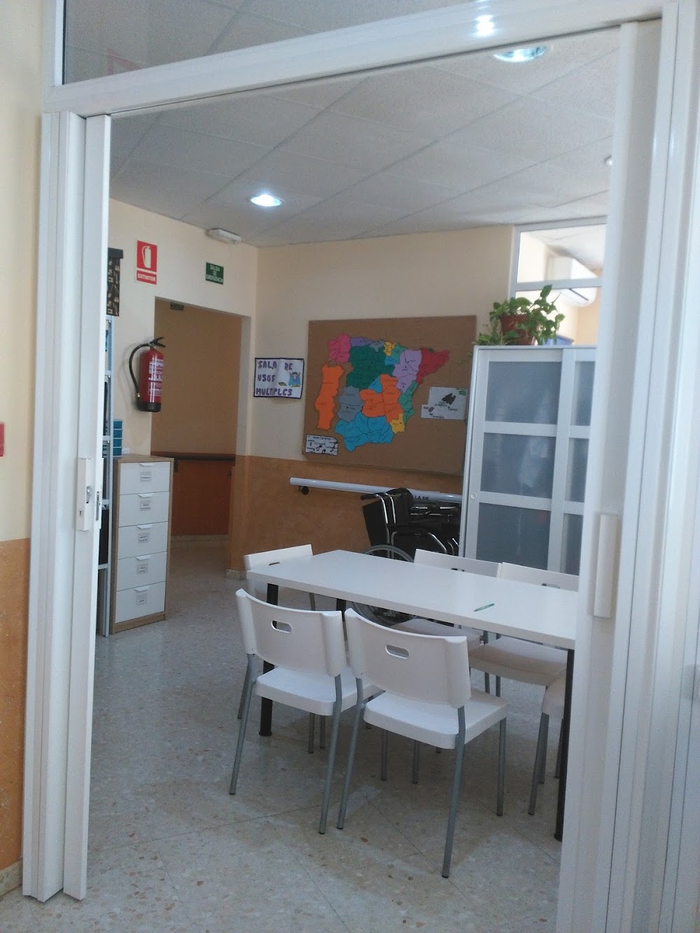 CENTRO DE DÍA PARA MAYORES BUHAIRA — residencia de mayores en Sevilla (foto 3)