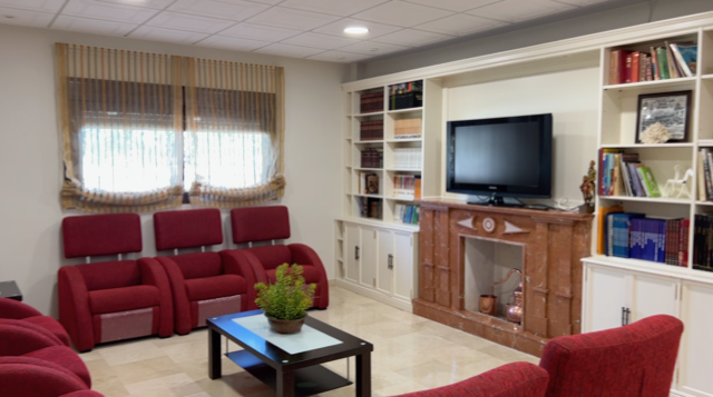 CENTRO DE DÍA PARA MAYORES BLANCA PALOMA — residencia de mayores en Alcalá de Guadaíra (foto 2)