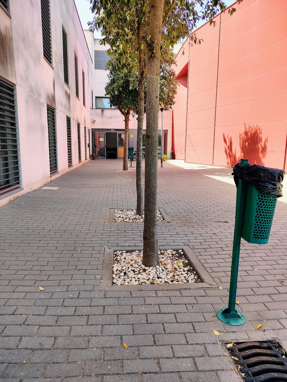 CENTRO RESIDENCIAL PARA PERSONAS MAYORES CENTRO DE ACOGIDA SAN JOSE — residencia de mayores en Jerez de la Frontera (foto 2)