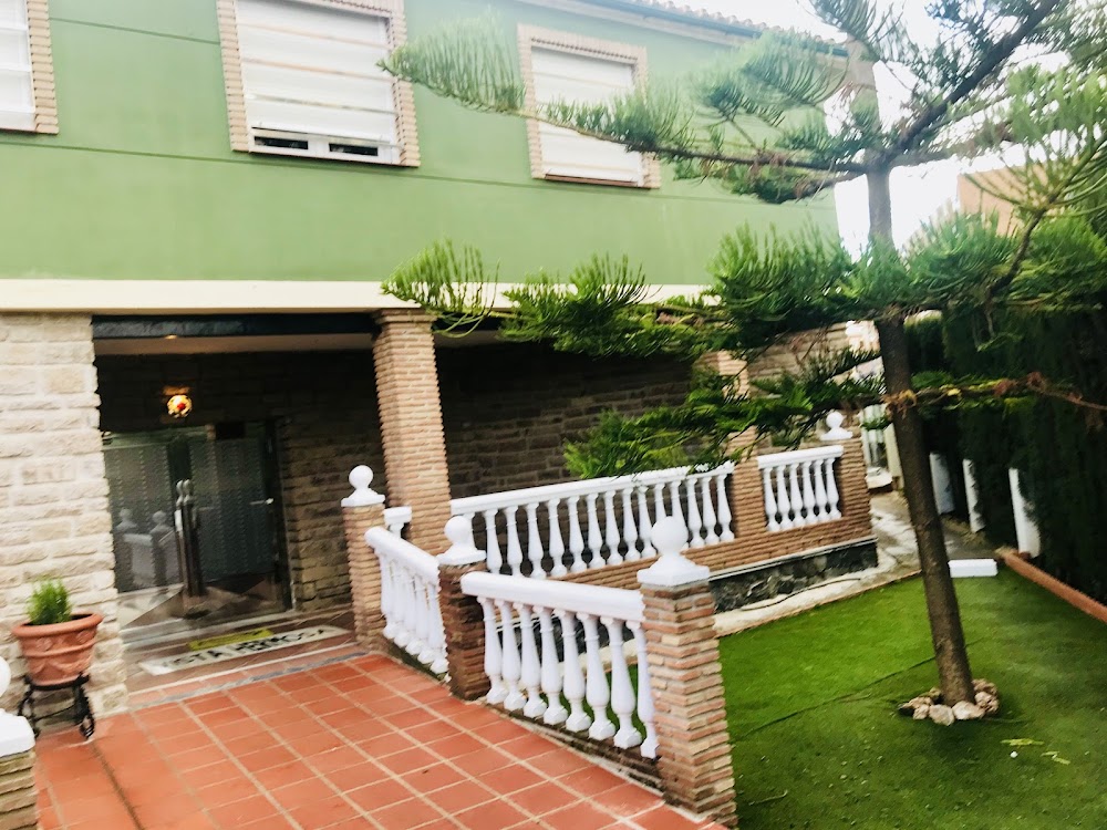 RESIDENCIA PERSONAS MAYORES ASISTENCIAL CASTILLA — residencia de mayores en Málaga (foto 1)