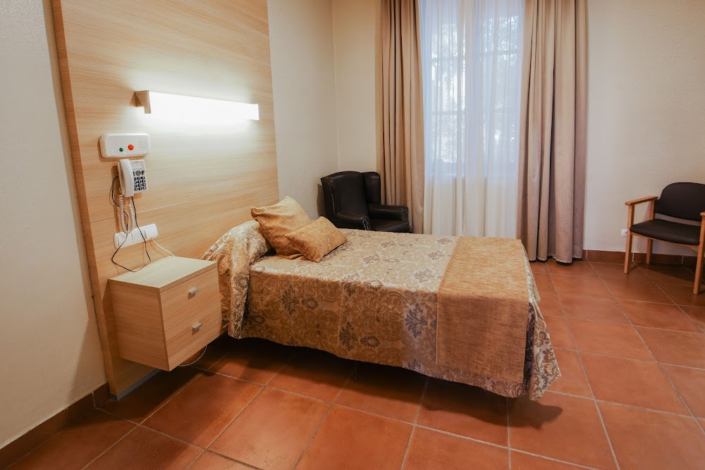 CENTRO RESIDENCIAL PARA MAYORES MARQUESES DE LINARES — residencia de mayores en Linares (foto 2)