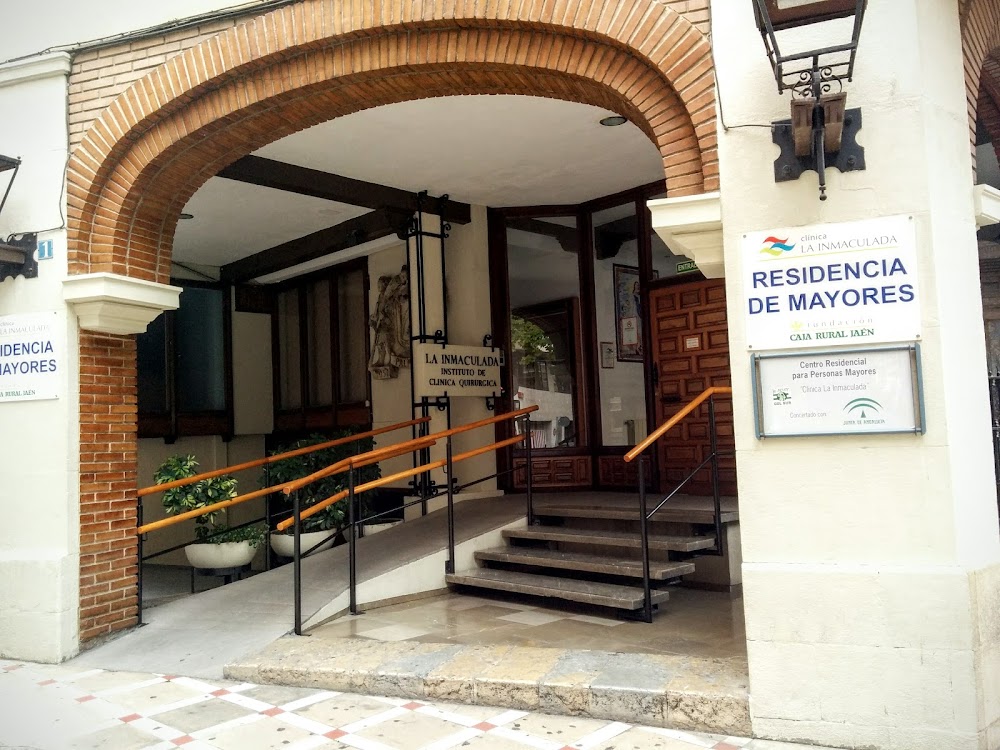 RESIDENCIA PARA PERSONAS MAYORES LA INMACULADA — residencia de mayores en Jaén (foto 2)