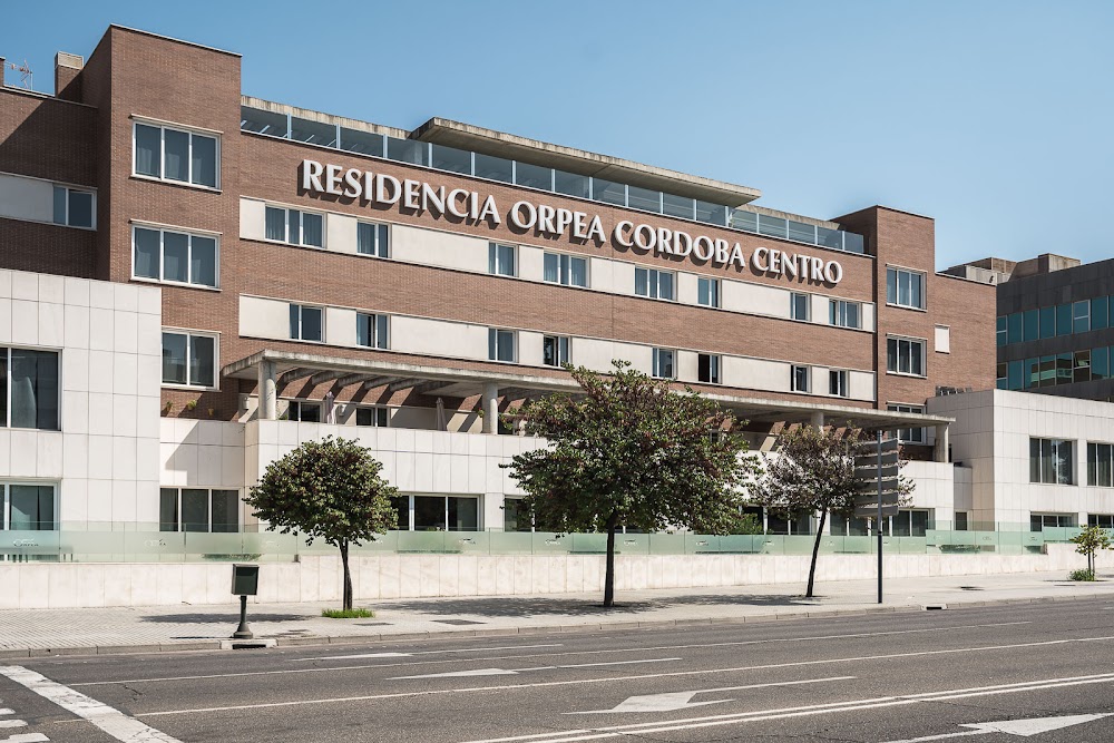 CENTRO RESIDENCIAL PARA MAYORES BOUCO CÓRDOBA CENTRO — residencia de mayores en Córdoba (foto 1)