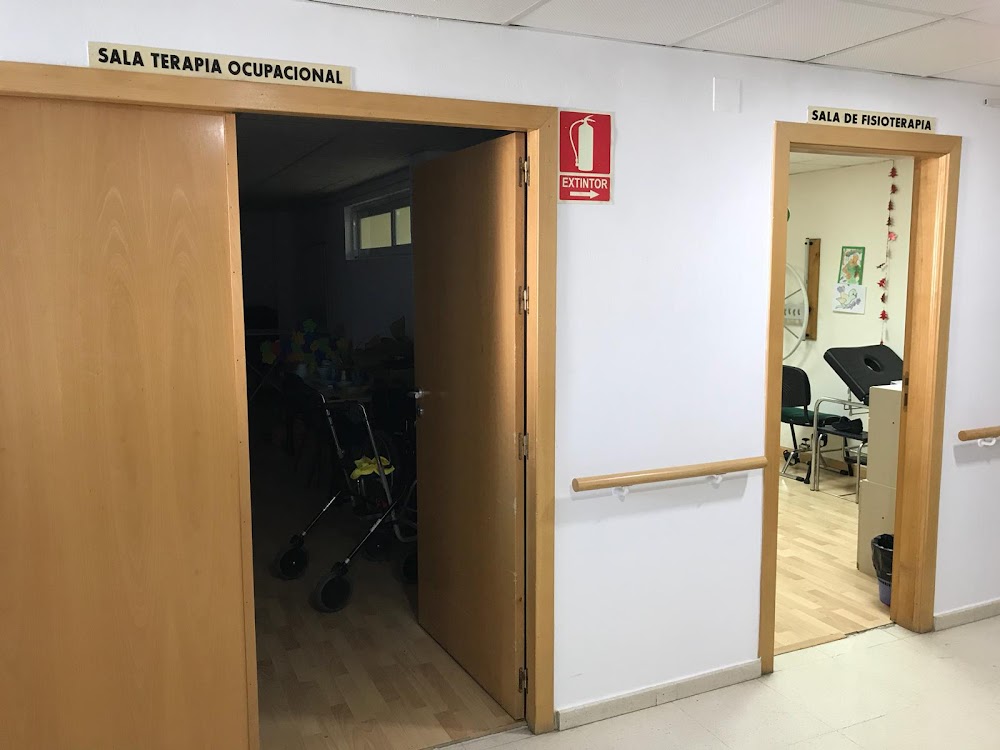 RESIDENCIA MUNICIPAL PARA PERSONAS MAYORES ALCALDE ANTONIO PULIDO — residencia de mayores en Almedinilla (foto 1)