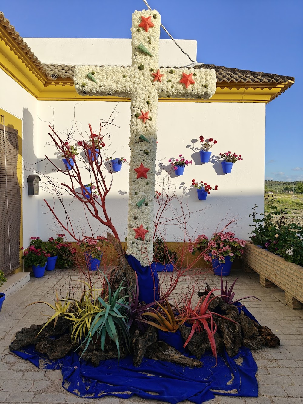 RESIDENCIA MUNICIPAL PARA PERSONAS MAYORES SAN MIGUEL — residencia de mayores en Cañete de las Torres (foto 1)