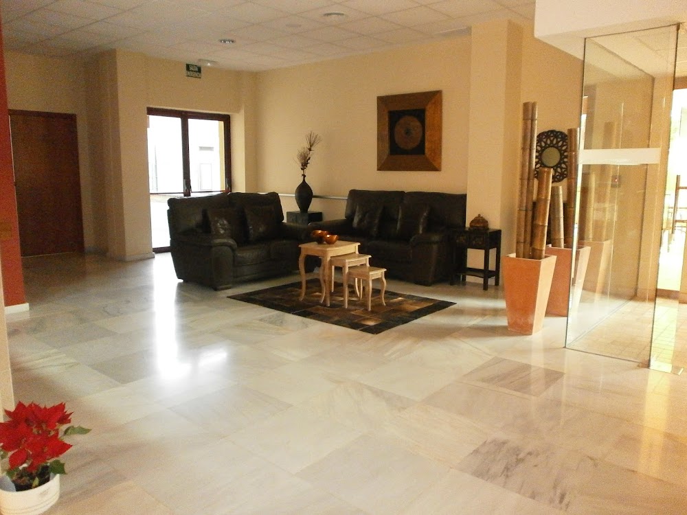 RESIDENCIA PARA PERSONAS MAYORES VIRGEN DE LA CAPILLA — residencia de mayores en La Guardia de Jaén (foto 3)