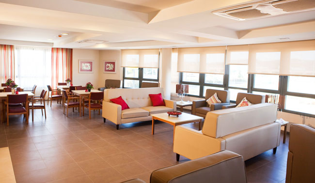CENTRO RESIDENCIAL SANYSOL — residencia de mayores en Vélez-Málaga (foto 2)