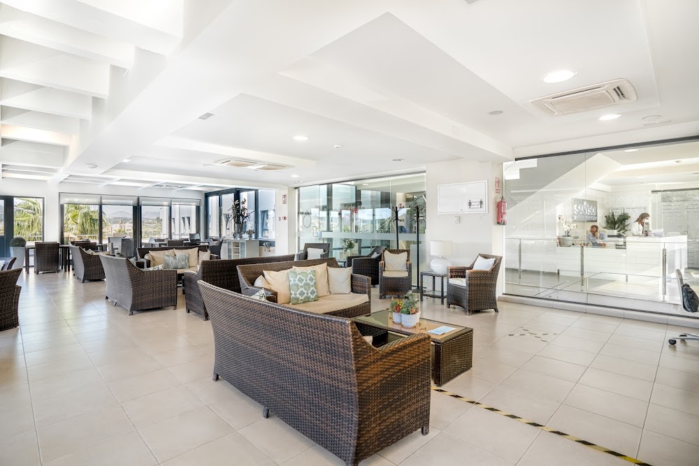 CENTRO RESIDENCIAL SANYSOL — residencia de mayores en Vélez-Málaga (foto 3)