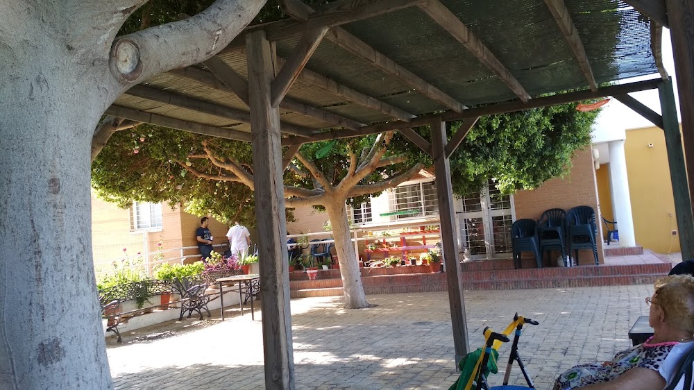 RESIDENCIA PARA PERSONAS MAYORES VALLELUZ — residencia de mayores en Íllar (foto 3)