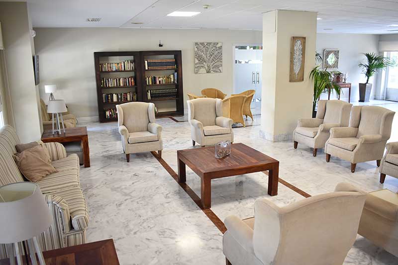 RESIDENCIA PARA PERSONAS MAYORES BALLESOL-TEATINOS — residencia de mayores en Málaga (foto 3)
