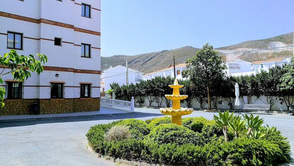 CENTRO RESIDENCIAL PARA PERSONAS MAYORES VIRGEN DEL CARMEN — residencia de mayores en Gualchos (foto 2)