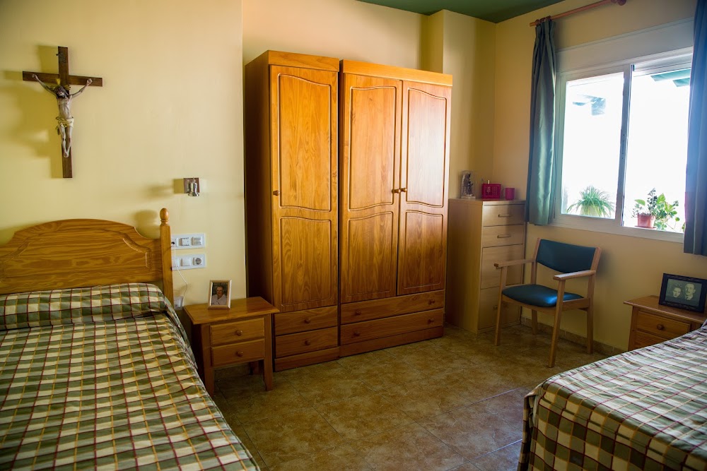 RESIDENCIA TERCERA EDAD LA DIVINA MISERICORDIA — residencia de mayores en Málaga (foto 2)