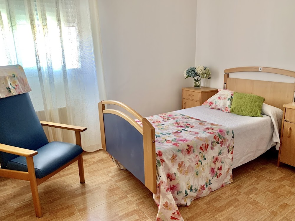 RESIDENCIA PARA PERSONAS MAYORES SANTO CRISTO DEL BOSQUE — residencia de mayores en Bacares (foto 1)