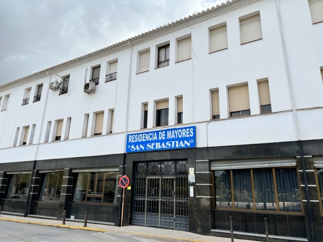 CENTRO RESIDENCIAL PARA PERSONAS MAYORES SAN SEBASTIAN — residencia de mayores en Montefrío (foto 3)