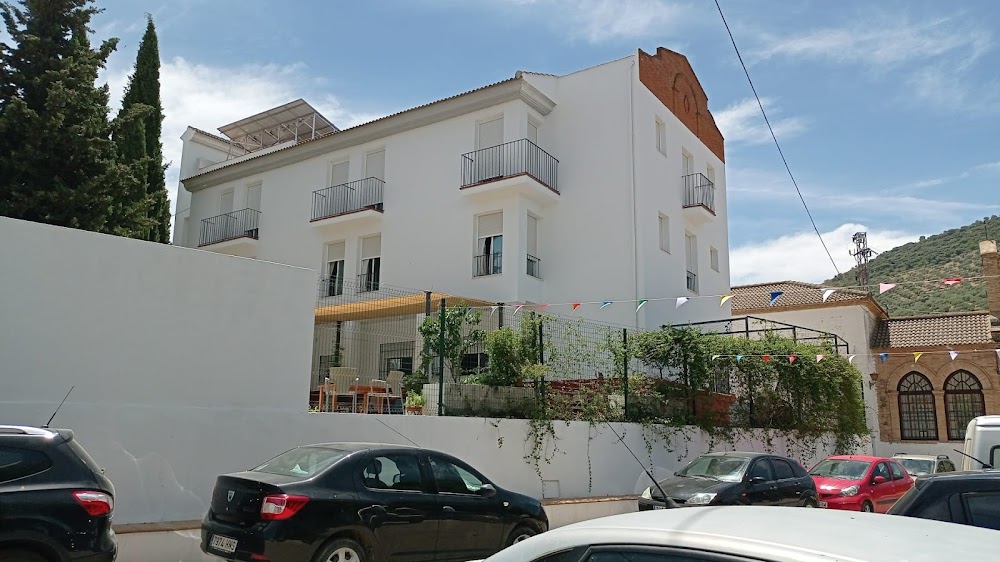 CENTRO RESIDENCIAL PARA PERSONAS MAYORES VIRGEN DE LOS REMEDIOS — residencia de mayores en Algarinejo (foto 2)