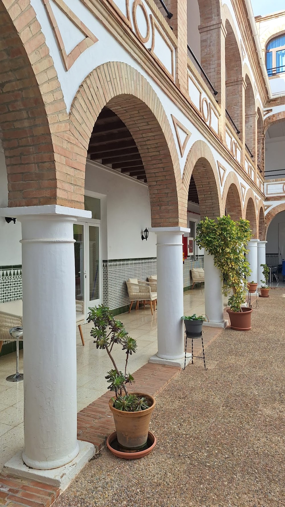 CENTRO RESIDENCIAL PARA MAYORES SAN CARLOS — residencia de mayores en Archidona (foto 1)