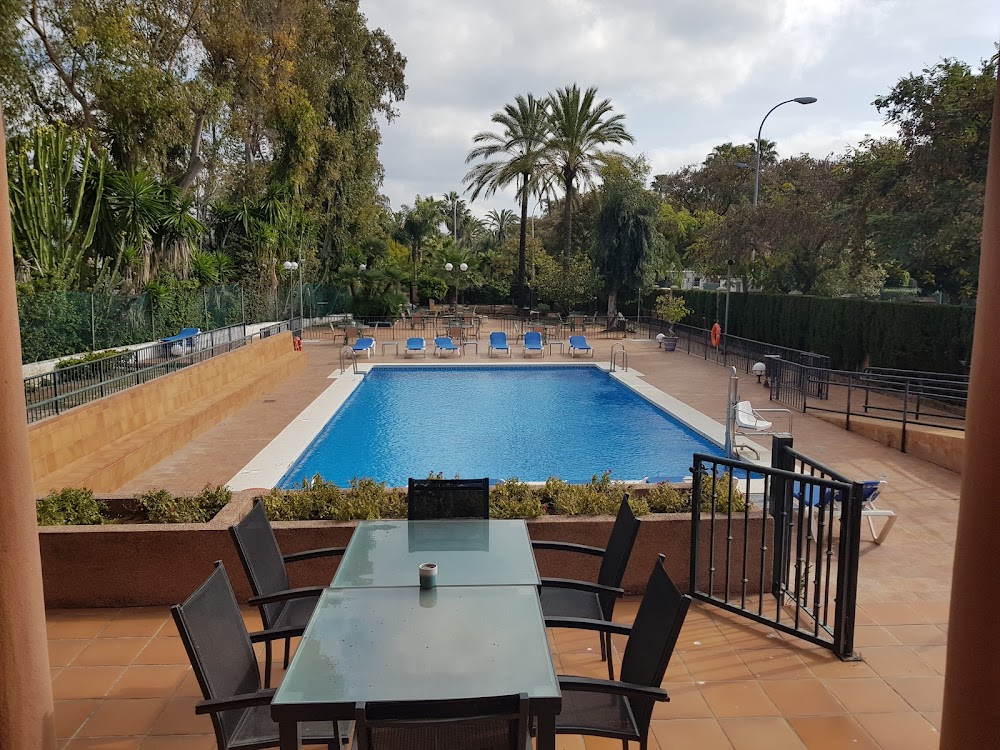 CENTRO RESIDENCIAL PARA MAYORES BOUCO PUERTO BANÚS — residencia de mayores en Marbella (foto 3)