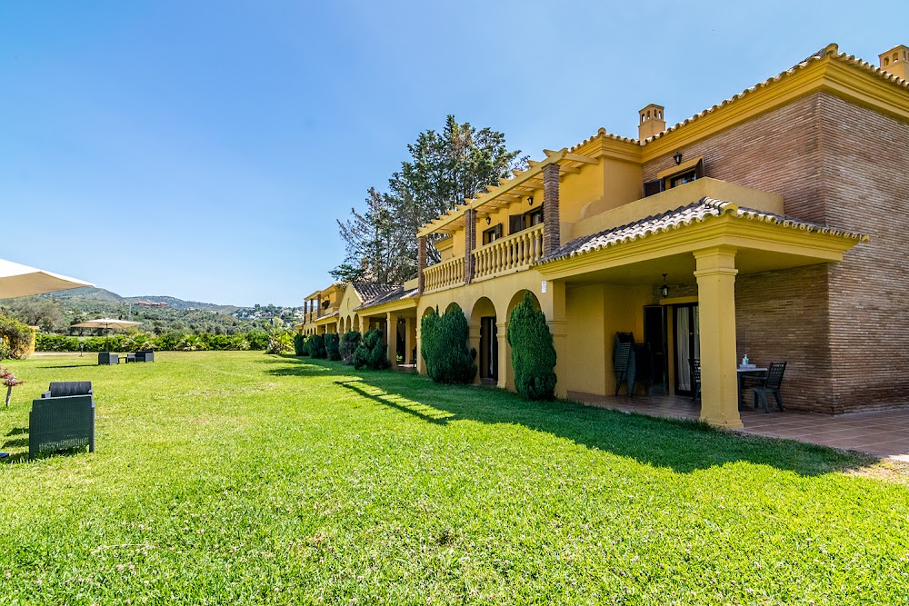 CENTRO RESIDENCIAL SENIORS — residencia de mayores en Marbella (foto 1)
