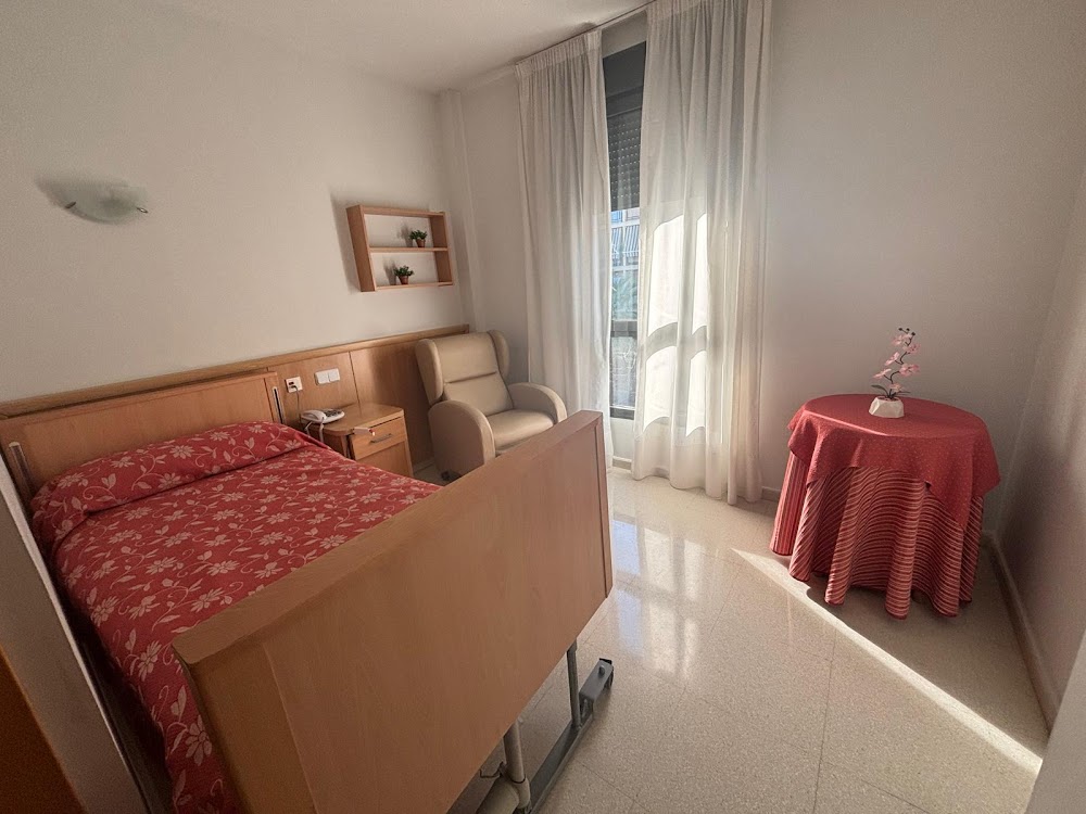 CENTRO RESIDENCIAL PARA MAYORES BALLESOL AZALEA — residencia de mayores en Sevilla (foto 2)
