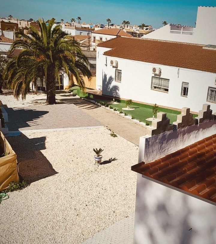 CENTRO RESIDENCIAL PARA PERSONAS MAYORES DEUSSOLUS — residencia de mayores en Gerena (foto 1)