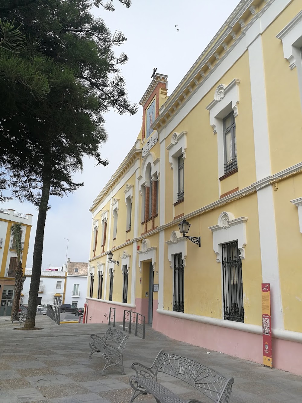 CENTRO RESIDENCIAL PARA MAYORES SAN ANDRES — residencia de mayores en Lebrija (foto 3)