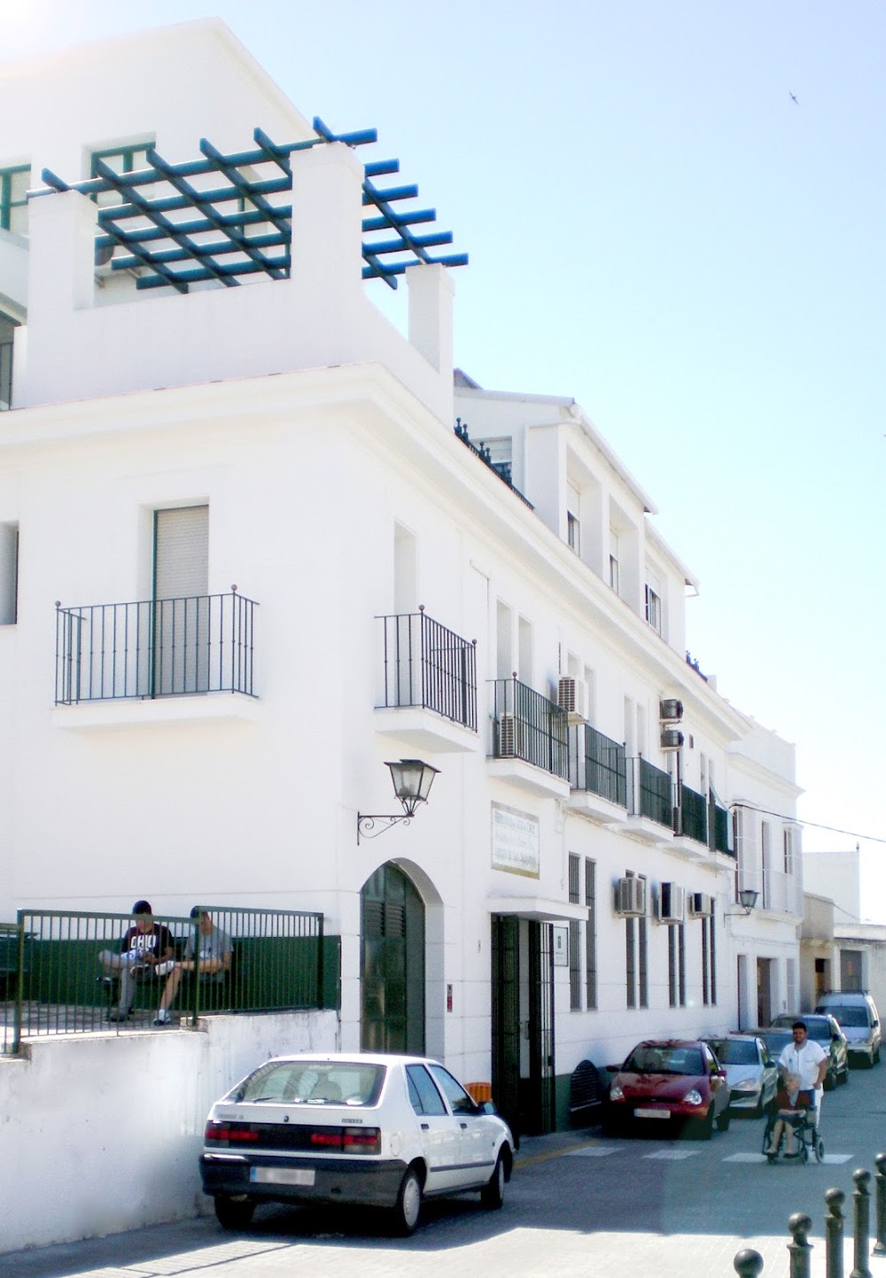 RESIDENCIA PARA PERSONAS MAYORES VIRGEN DE LAS ANGUSTIAS — residencia de mayores en Alcalá del Río (foto 3)