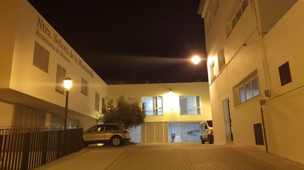 VIVIENDA TUTELADA EL BUEN SAMARITANO — residencia de mayores en Loja (foto 3)