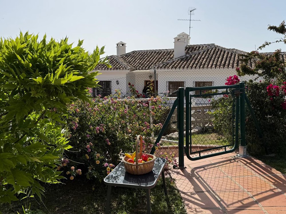 VIVIENDA TUTELADA PARA MAYORES BENALCAFER — residencia de mayores en Benalmádena (foto 2)