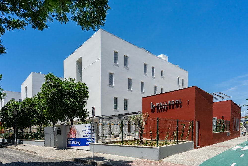 CENTRO RESIDENCIAL PARA MAYORES BALLESOL PORVENIR — residencia de mayores en Sevilla (foto 3)