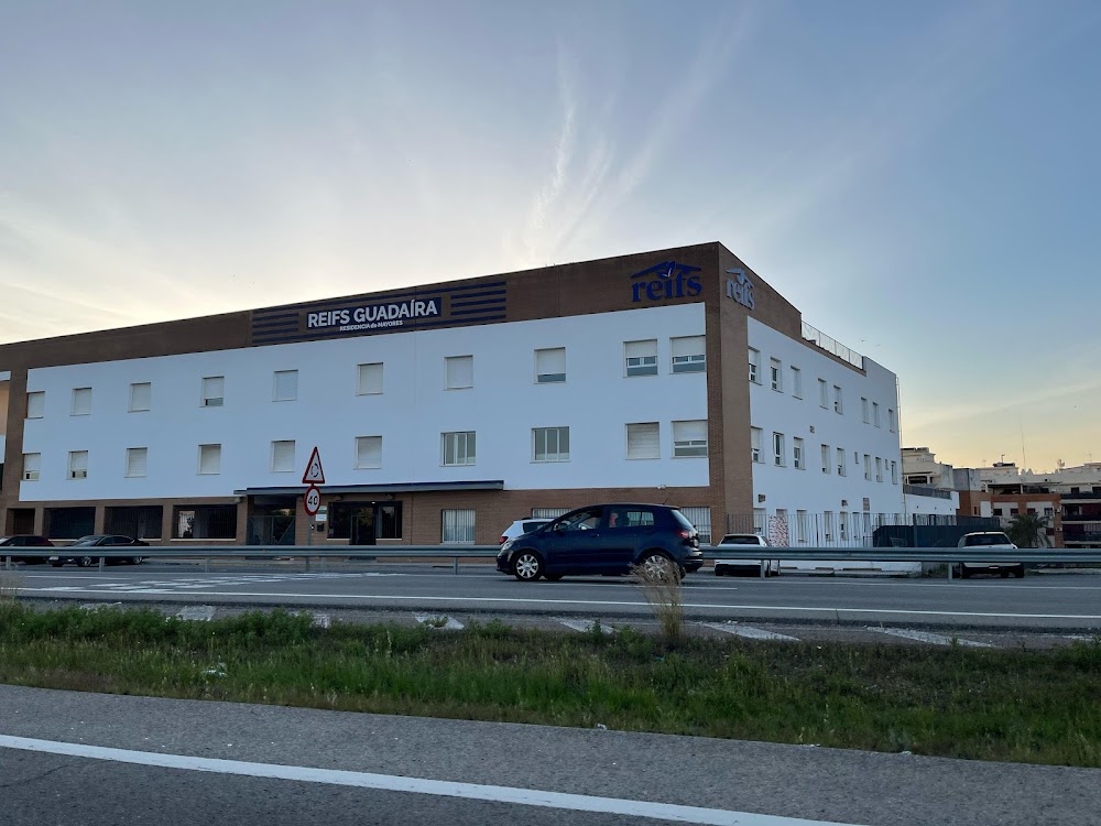 CENTRO RESIDENCIAL PARA MAYORES GUADAIRA — residencia de mayores en Alcalá de Guadaíra (foto 1)
