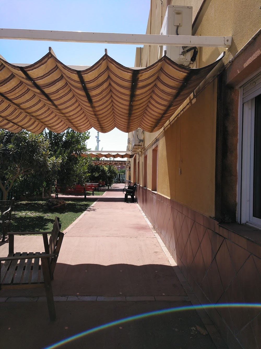 CENTRO RESIDENCIAL PARA MAYORES TRISTAN — residencia de mayores en La Algaba (foto 2)