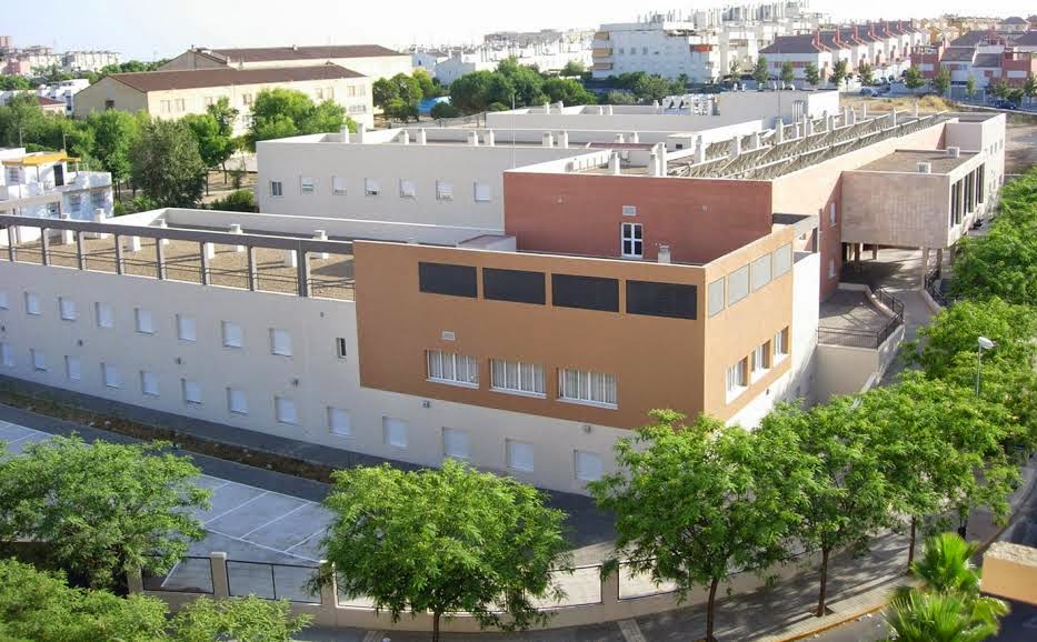 CENTRO RESIDENCIAL PARA MAYORES JOAQUIN ROSILLO — residencia de mayores en San Juan de Aznalfarache (foto 1)