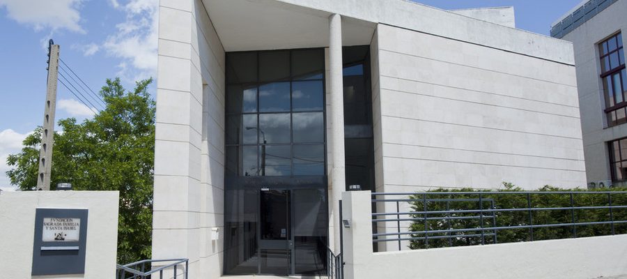 SAGRADA FAMILIA ULISES, RESIDENCIA PERSONAS MAYORES — residencia de mayores en Hortaleza (foto 3)
