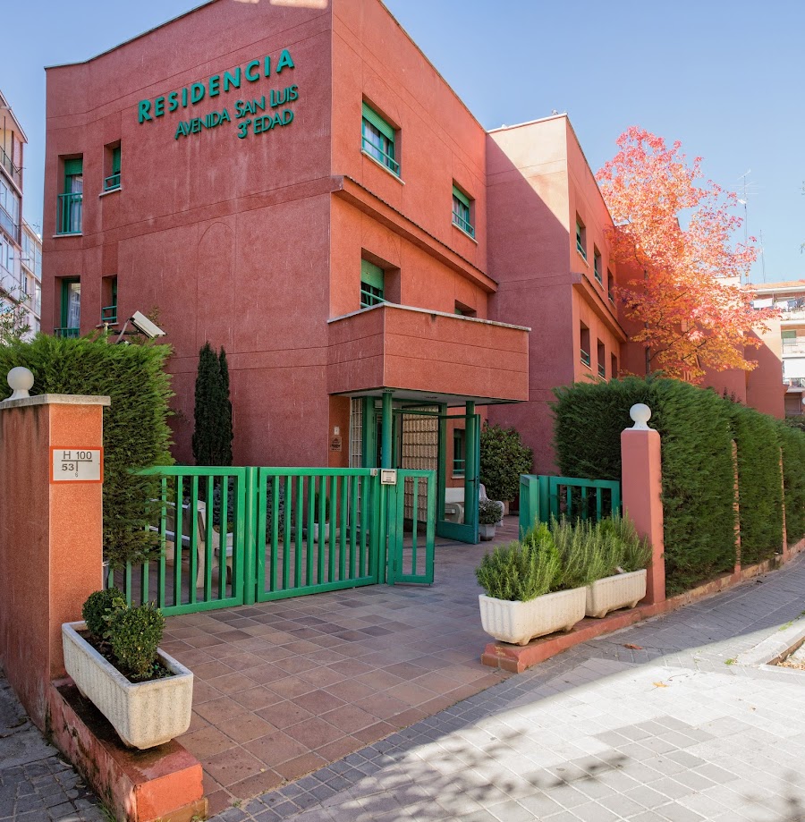 AVENIDA SAN LUIS, RESIDENCIA PERSONAS MAYORES — residencia de mayores en Hortaleza (foto 2)