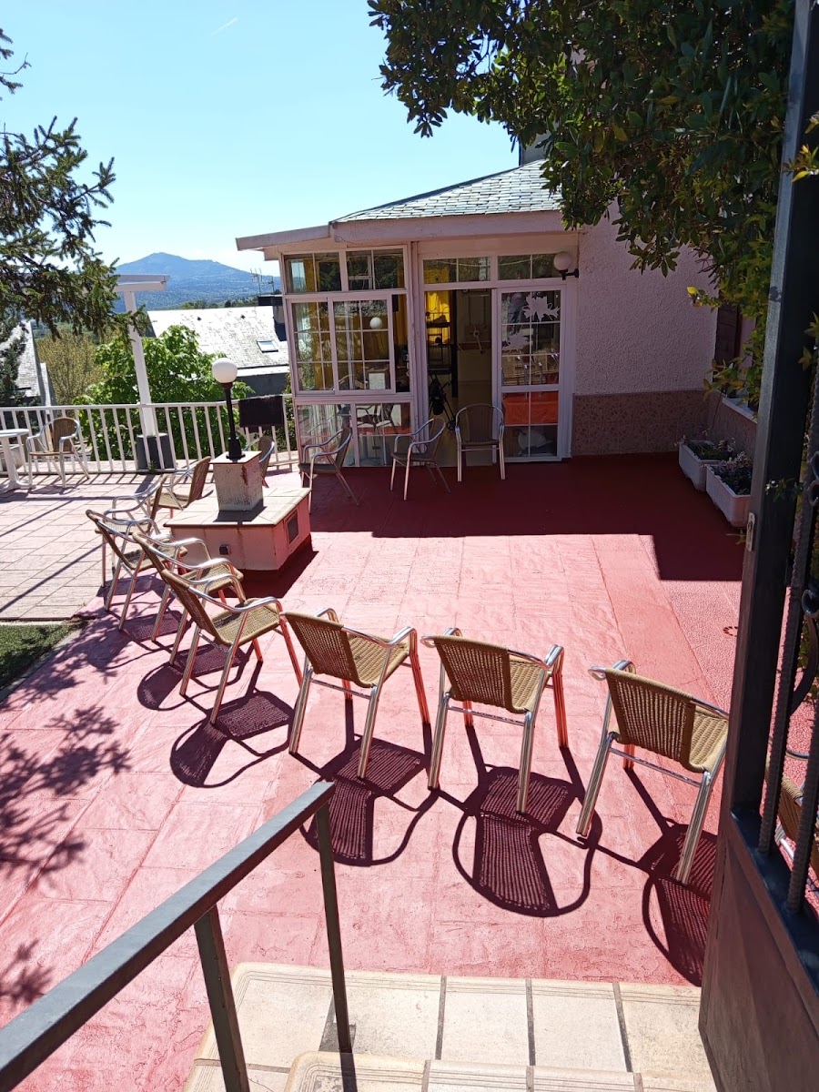 GERONTOS, RESIDENCIA DE PERSONAS MAYORES — residencia de mayores en Sierra (foto 1)
